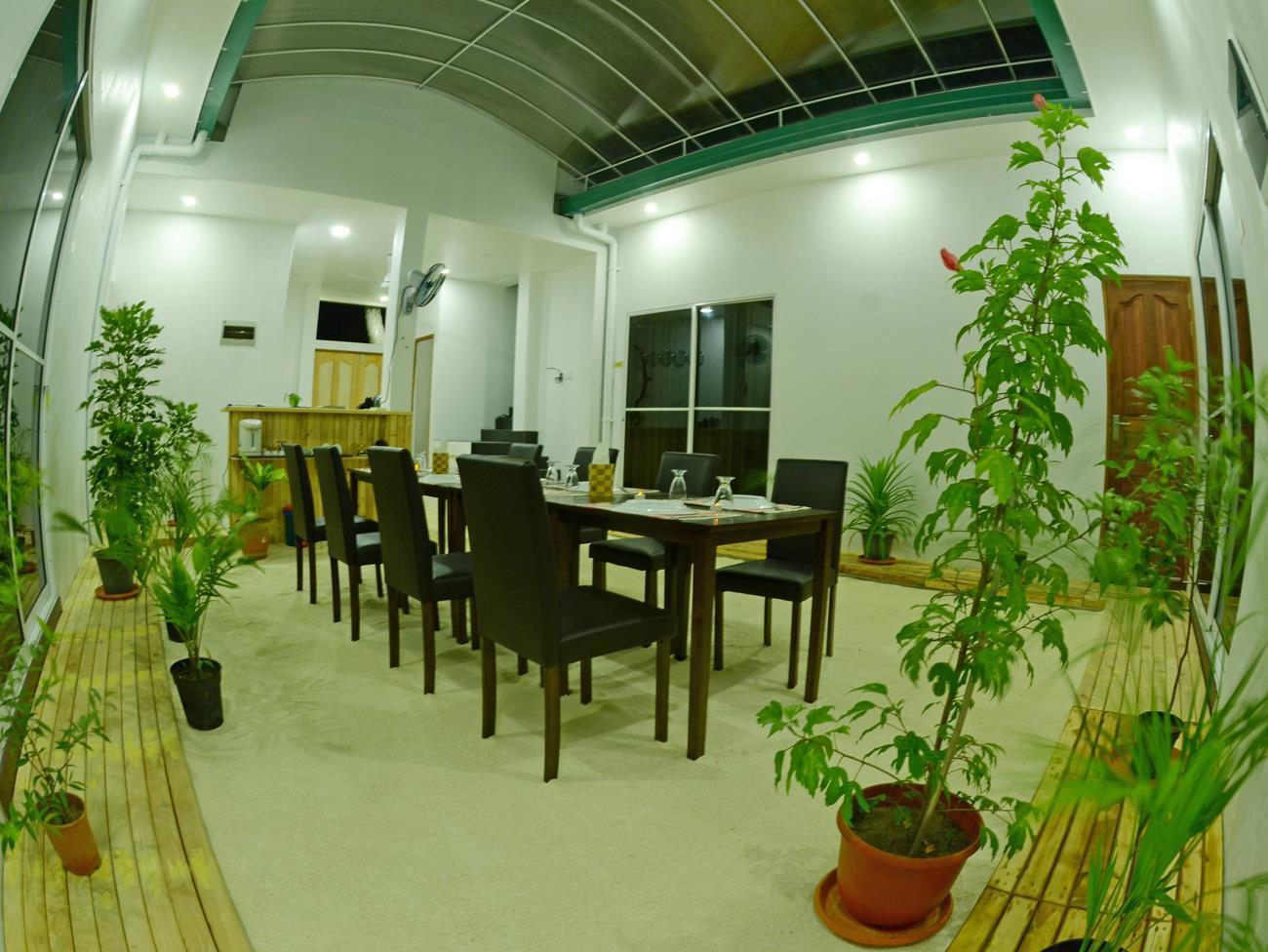 Royal Pearl Inn Маафуши Экстерьер фото