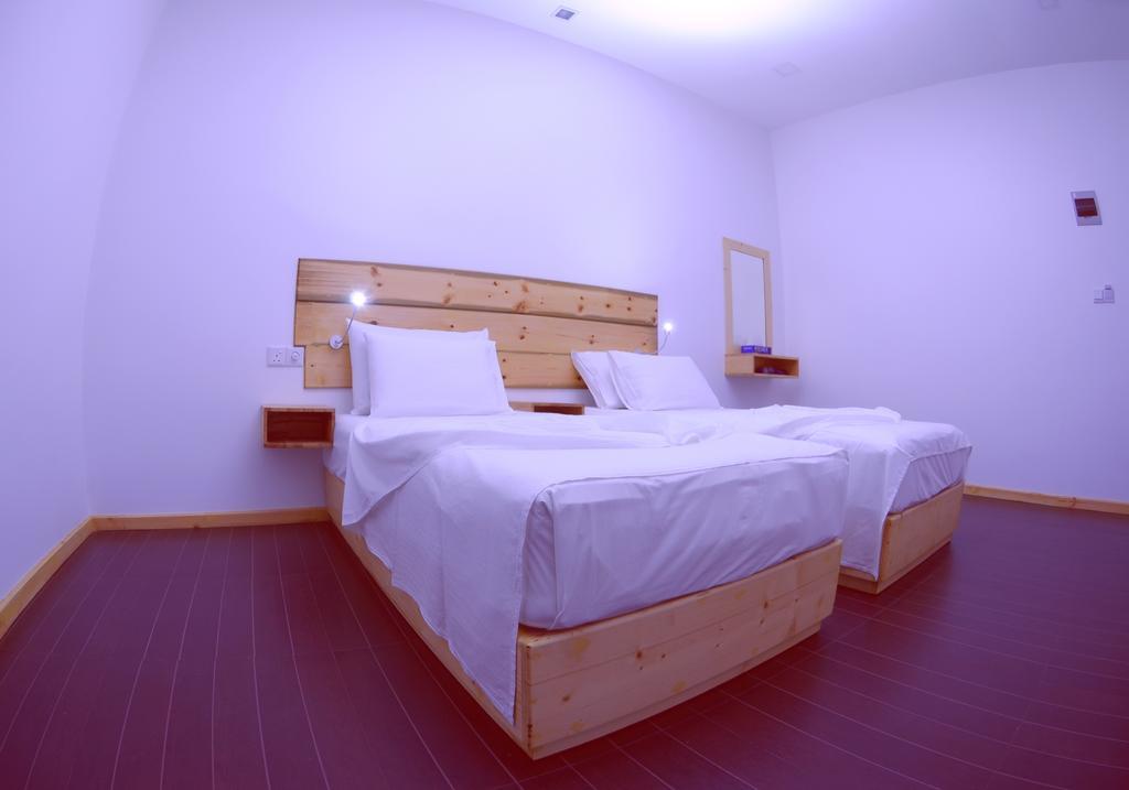 Royal Pearl Inn Маафуши Экстерьер фото