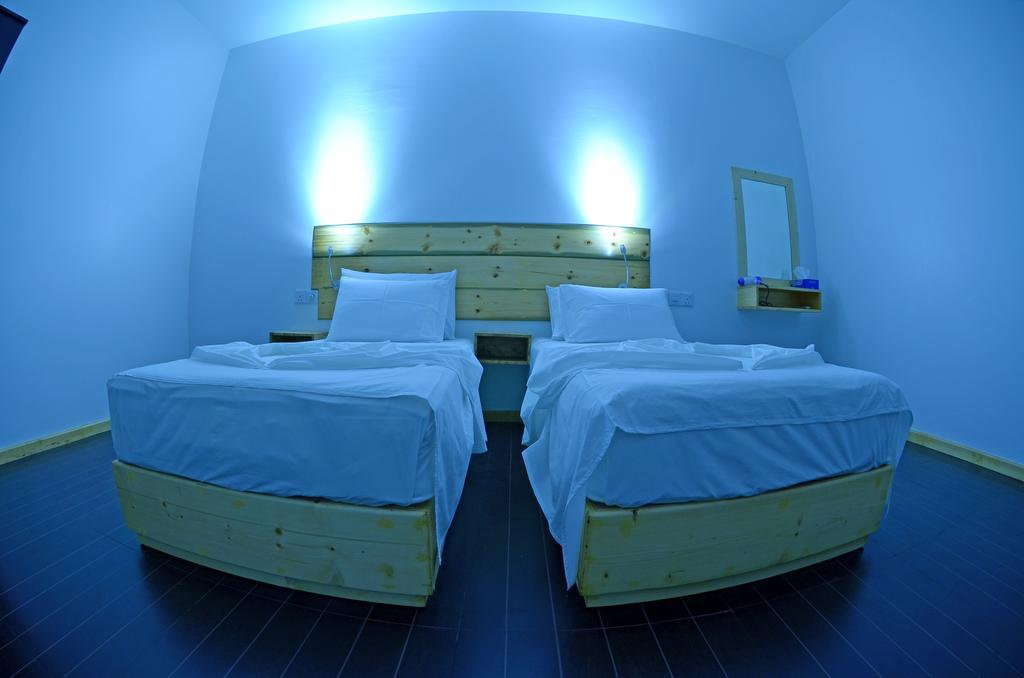 Royal Pearl Inn Маафуши Экстерьер фото