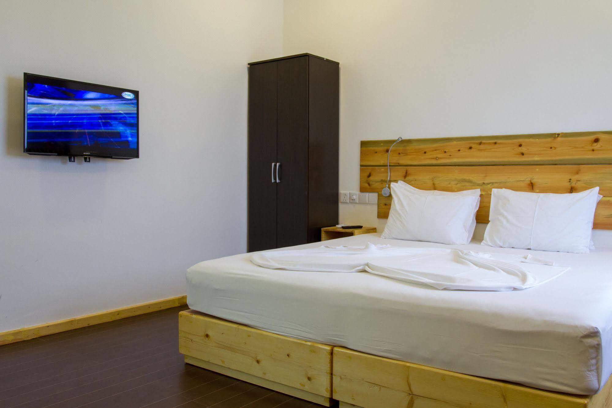 Royal Pearl Inn Маафуши Экстерьер фото